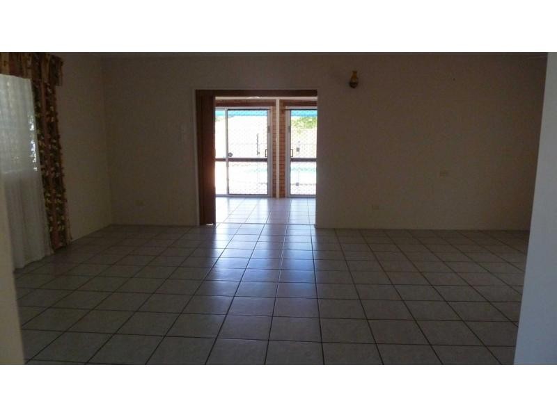 2 Poplar Street, Kirwan QLD 4817