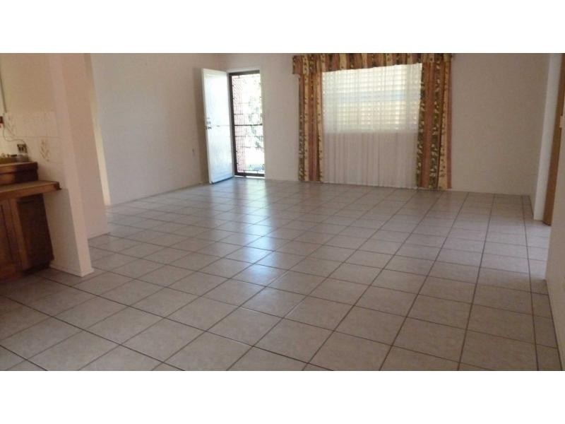 2 Poplar Street, Kirwan QLD 4817