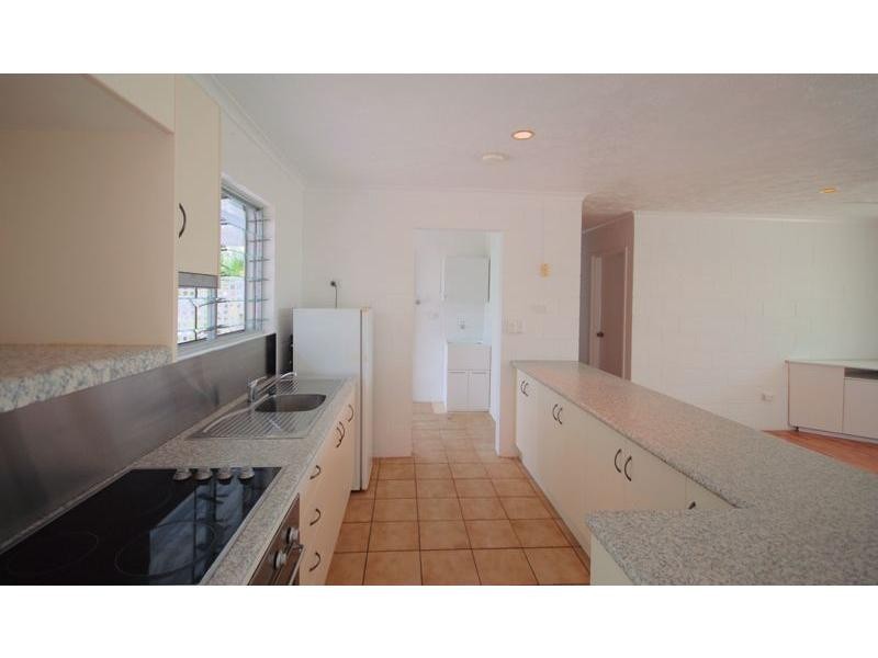 38 Howitson Drive, Balgal Beach QLD 4816