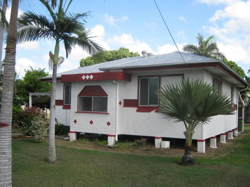 55 Charles Street, Gulliver QLD 4812