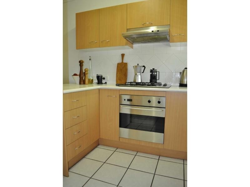 6/6 – 8 Bell Street, South Townsville QLD 4810