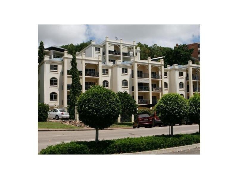 15/18 The Strand, North Ward QLD 4810