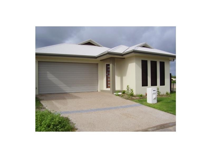 50 Pebble Lane, Kirwan QLD 4817