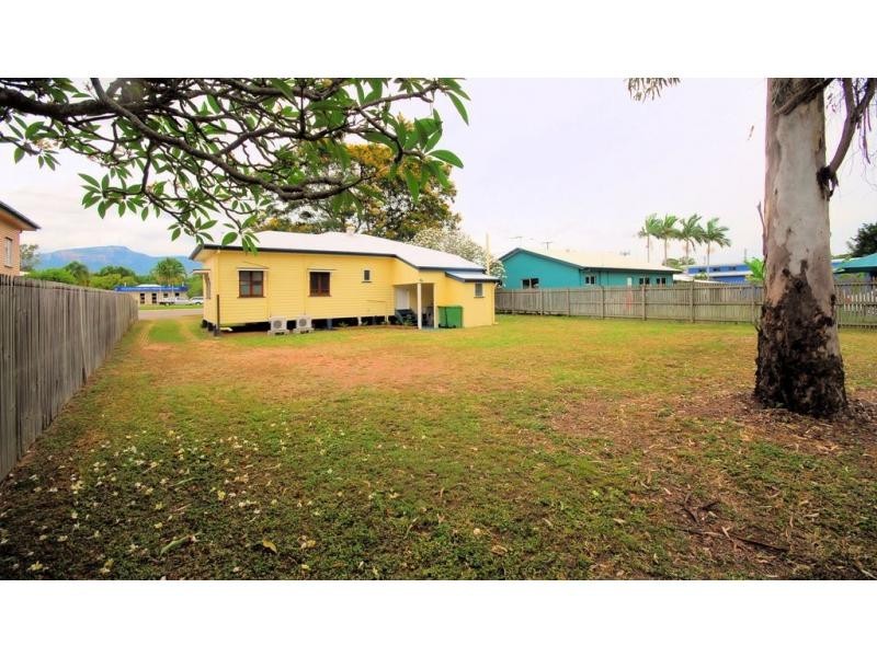 141 Ross River Road, Mundingburra QLD 4812