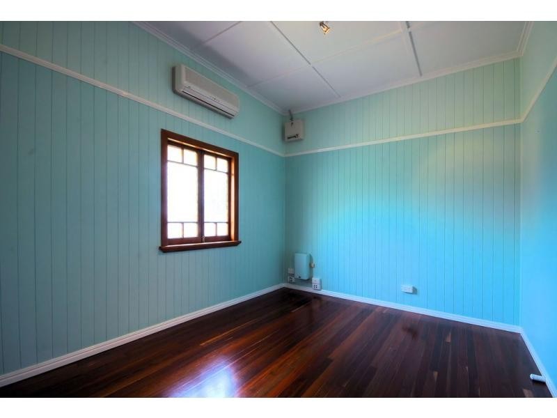 141 Ross River Road, Mundingburra QLD 4812