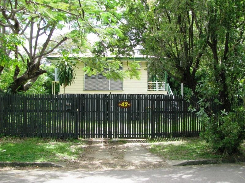 42 Nathan Street, Vincent QLD 4814