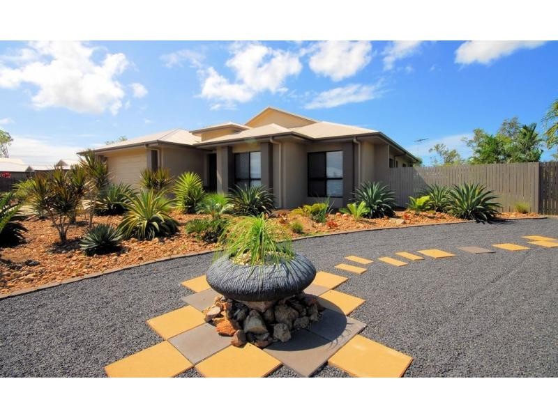 9 Midyim Court, Mount Low QLD 4818