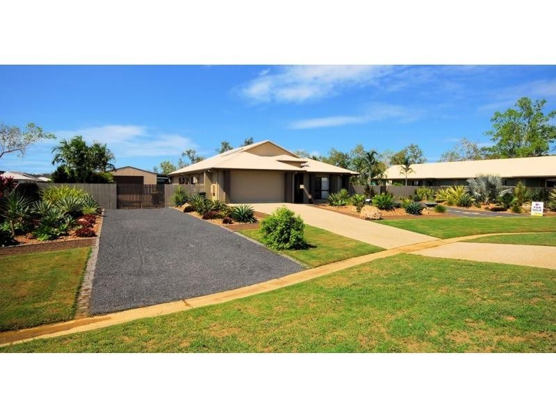 9 Midyim Court, Mount Low QLD 4818