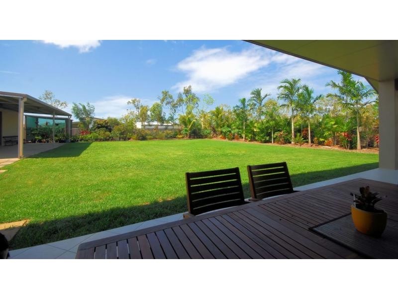 9 Midyim Court, Mount Low QLD 4818