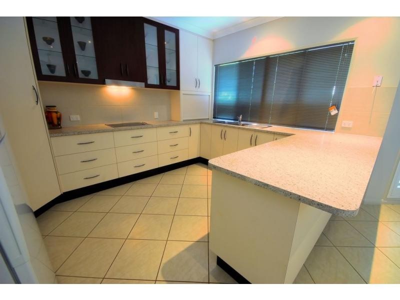 9 Midyim Court, Mount Low QLD 4818