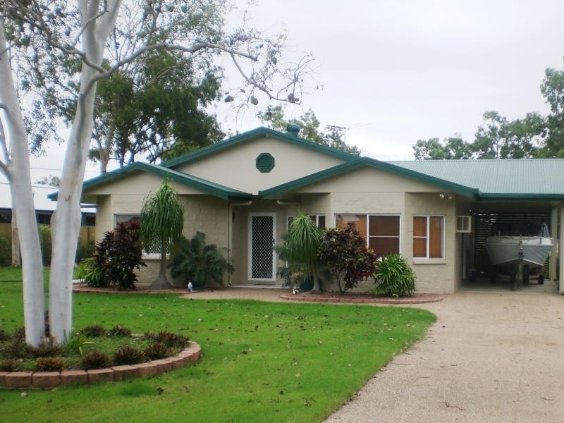 19 Veales Road, Jensen QLD 4818