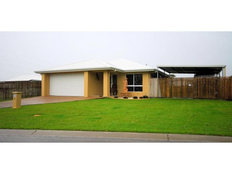 6 Woodrow Circuit, Mount Louisa QLD 4814