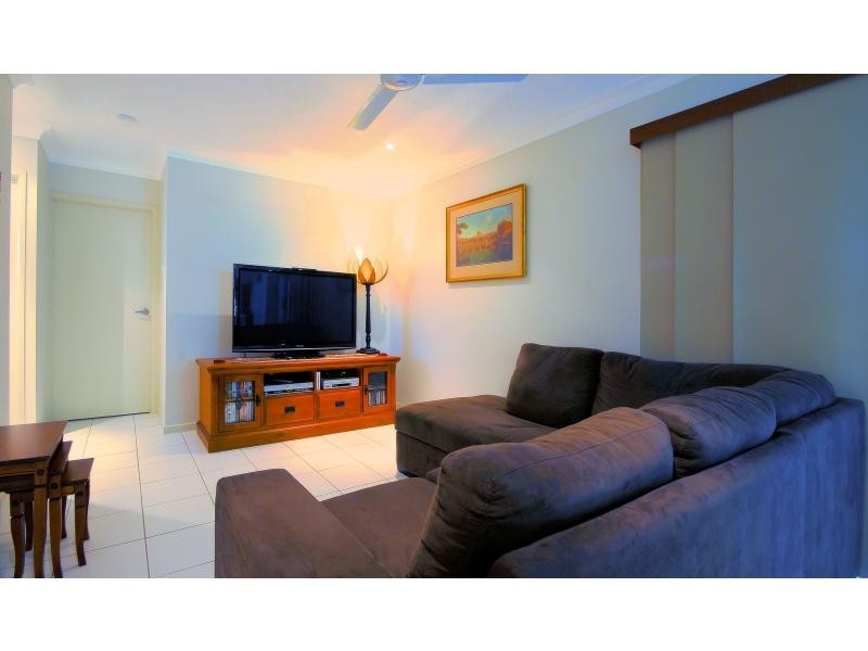 6 Woodrow Circuit, Mount Louisa QLD 4814