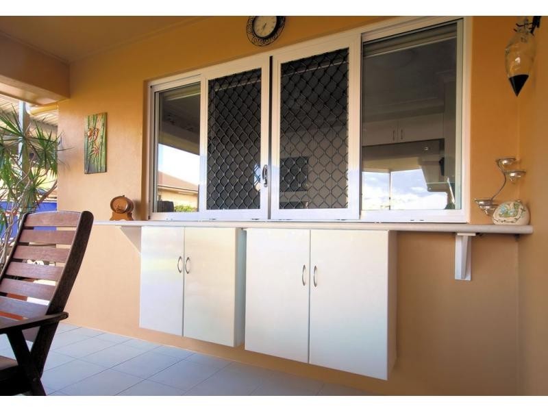 6 Woodrow Circuit, Mount Louisa QLD 4814