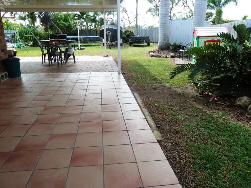 10 Barnaby Court, Burdell QLD 4818