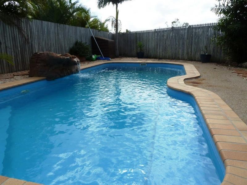 10 Barnaby Court, Burdell QLD 4818