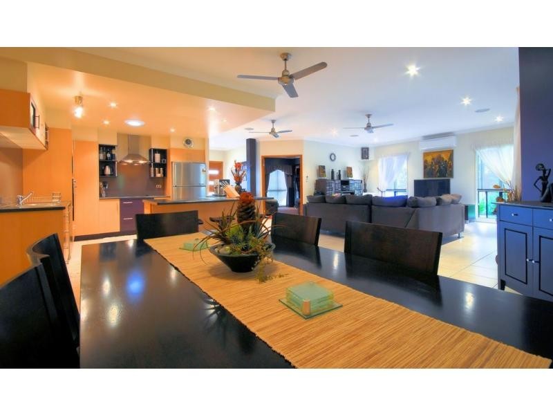 27 Bamboo Crescent, Mount Louisa QLD 4814