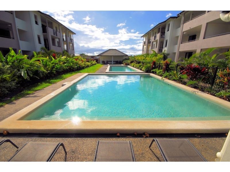 10/6-24 Henry Street, West End QLD 4810