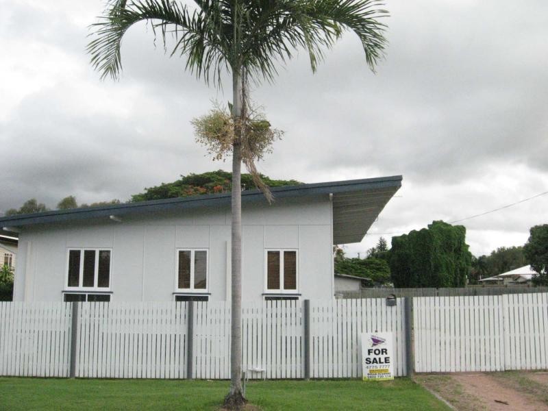 11 Warrego Street, Wulguru QLD 4811