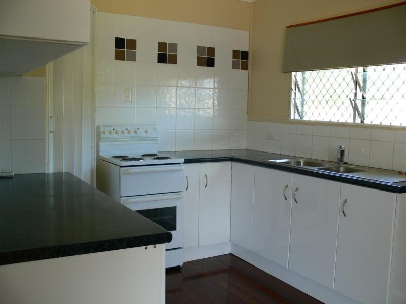 9 Saunders Beach Road, Saunders Beach QLD 4818