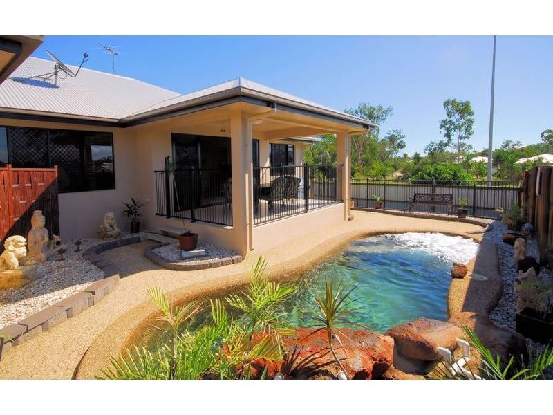 105 Shutehaven Circuit, Bushland Beach QLD 4818