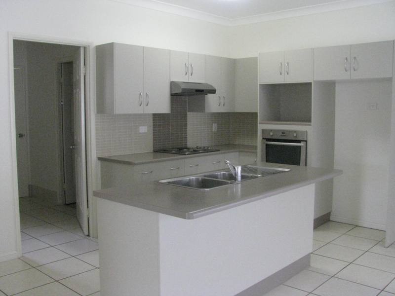 52 Warbler Crescent, Douglas QLD 4814