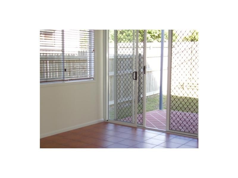4 Azure Court, Douglas QLD 4814