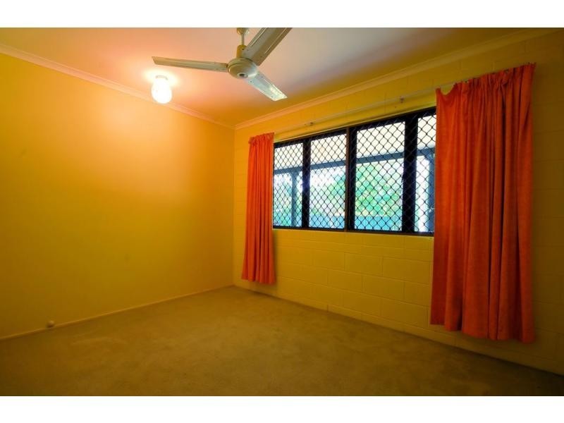 1 Lotus Court, Bushland Beach QLD 4818