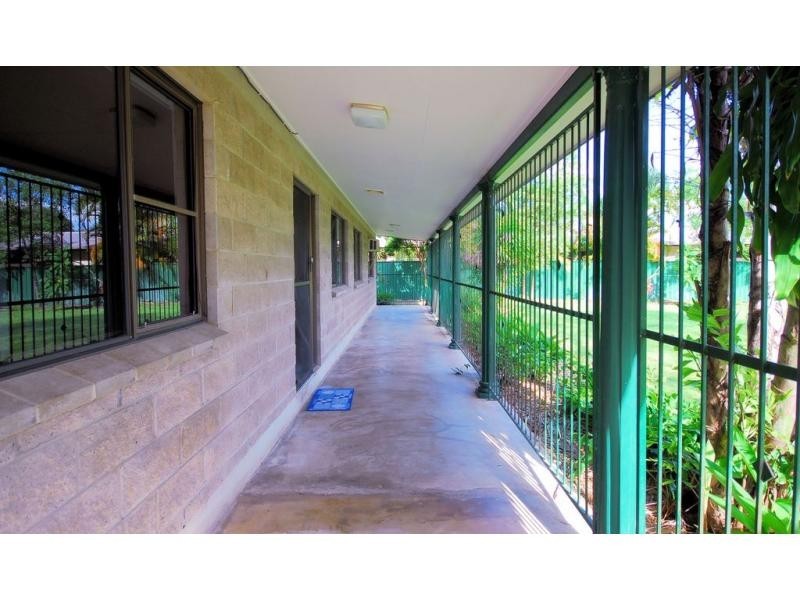 1 Lotus Court, Bushland Beach QLD 4818