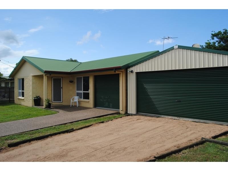 59 Feeney Avenue, Rasmussen QLD 4815