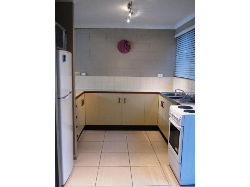 3/12 Richmond Street, Hermit Park QLD 4812