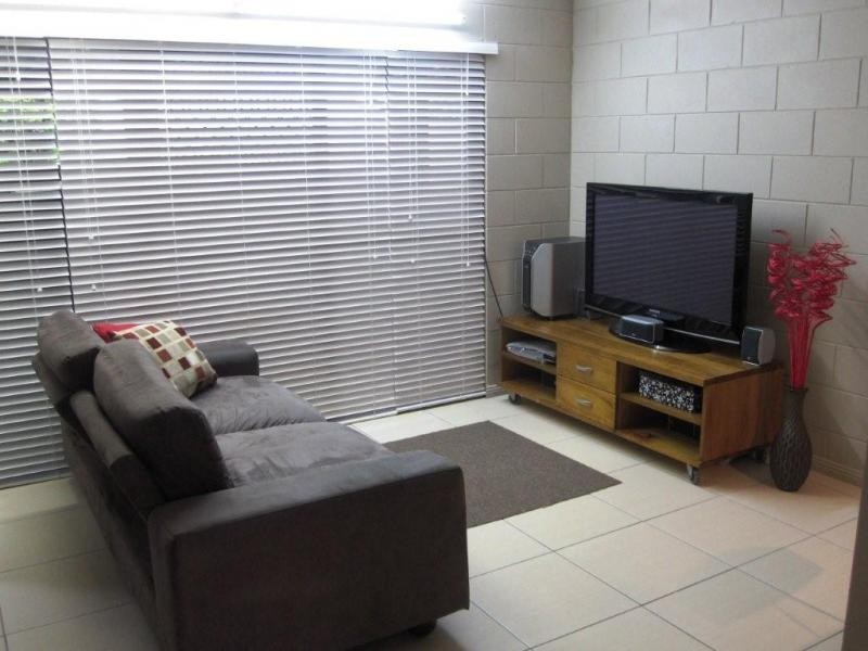 3/12 Richmond Street, Hermit Park QLD 4812