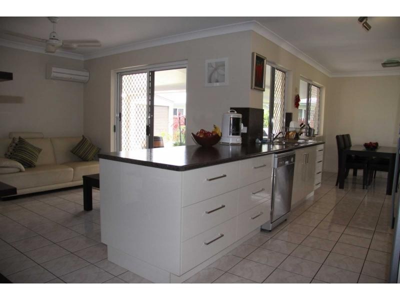 21 Colchester Crescent, Kirwan QLD 4817
