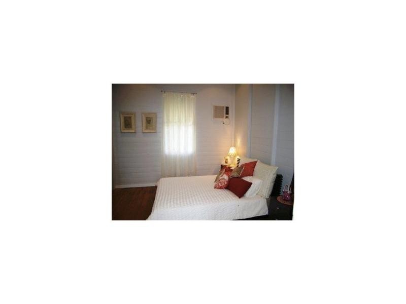 47 Sherriff Street, Hermit Park QLD 4812