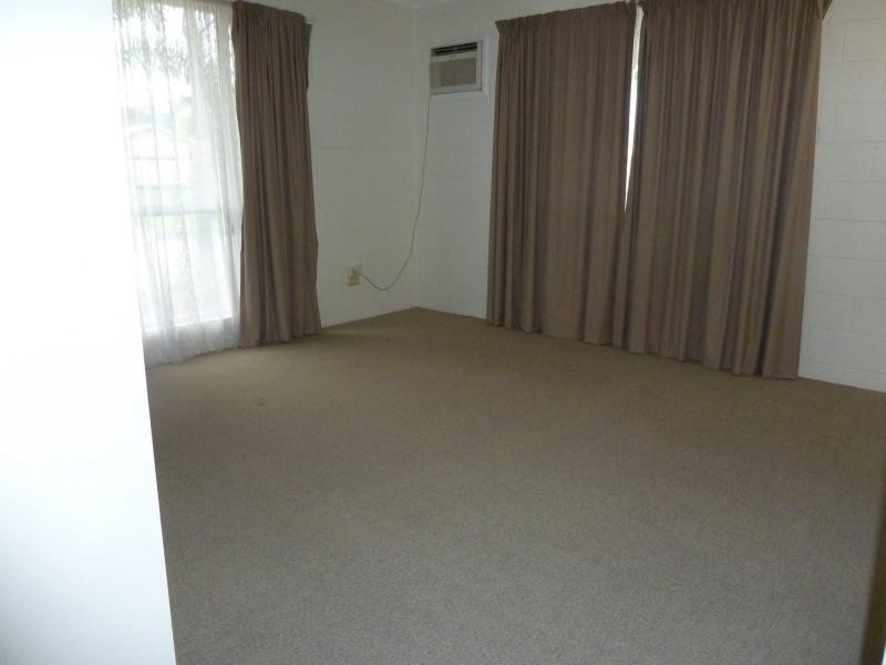 2 Elite Court, Rasmussen QLD 4815