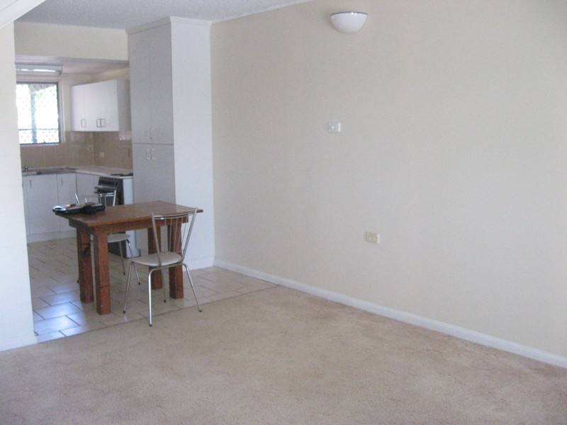 5/2 Isley Street, North Ward QLD 4810