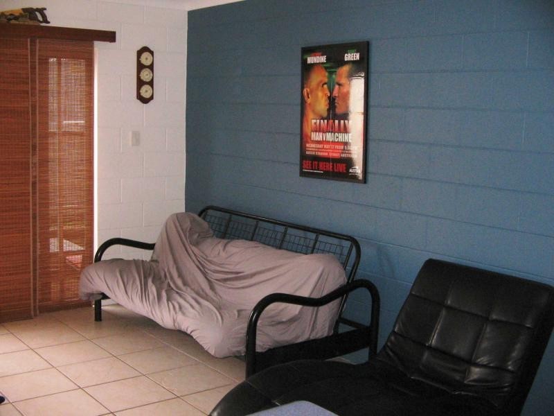 1/6 Crauford Street, West End QLD 4810