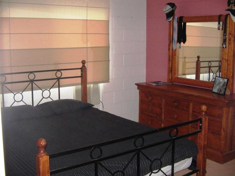 1/6 Crauford Street, West End QLD 4810