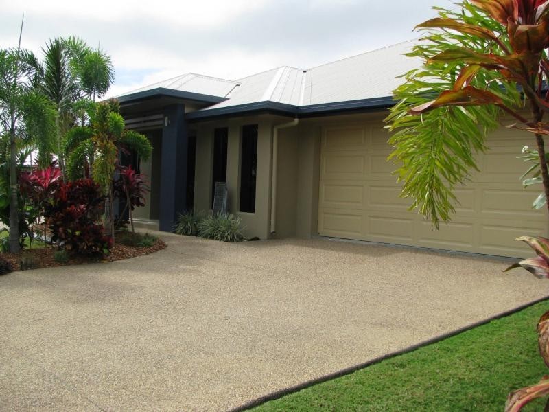 15 Dugong Court, Bushland Beach QLD 4818