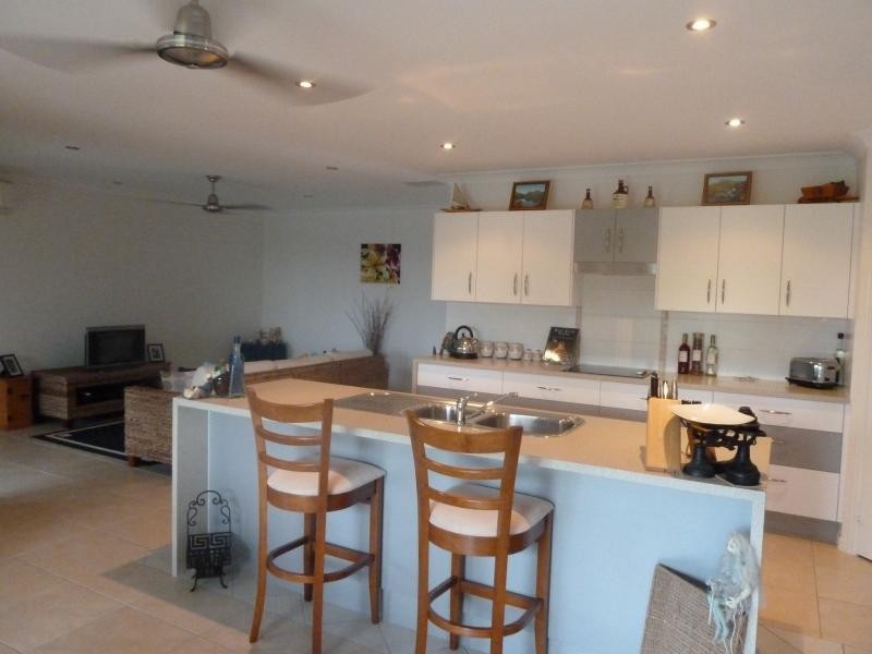 15 Dugong Court, Bushland Beach QLD 4818