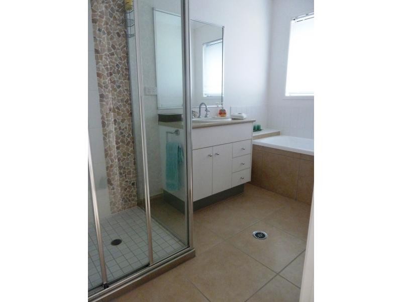 15 Dugong Court, Bushland Beach QLD 4818