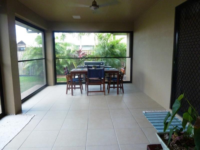 15 Dugong Court, Bushland Beach QLD 4818