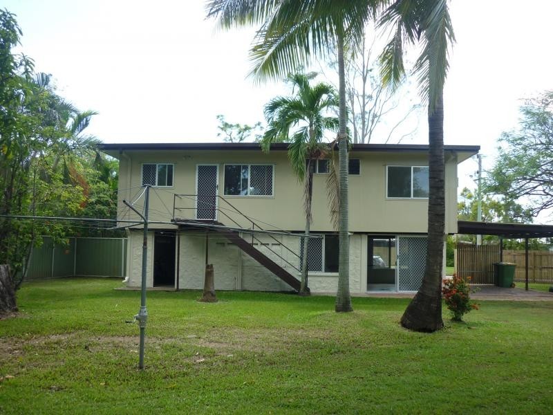 25 Valencia Street, Cranbrook QLD 4814