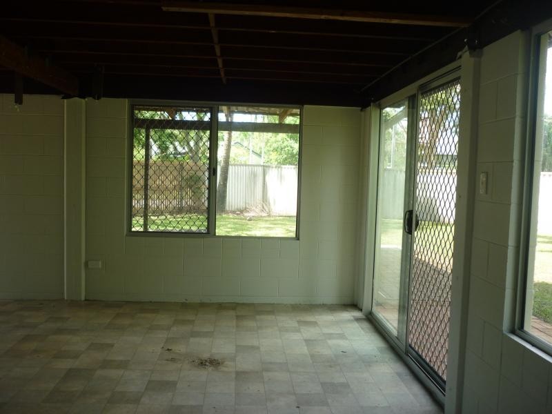 25 Valencia Street, Cranbrook QLD 4814