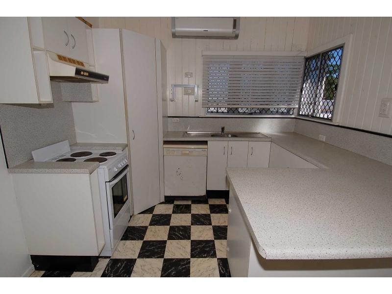 4 Goodwin Street, Currajong QLD 4812