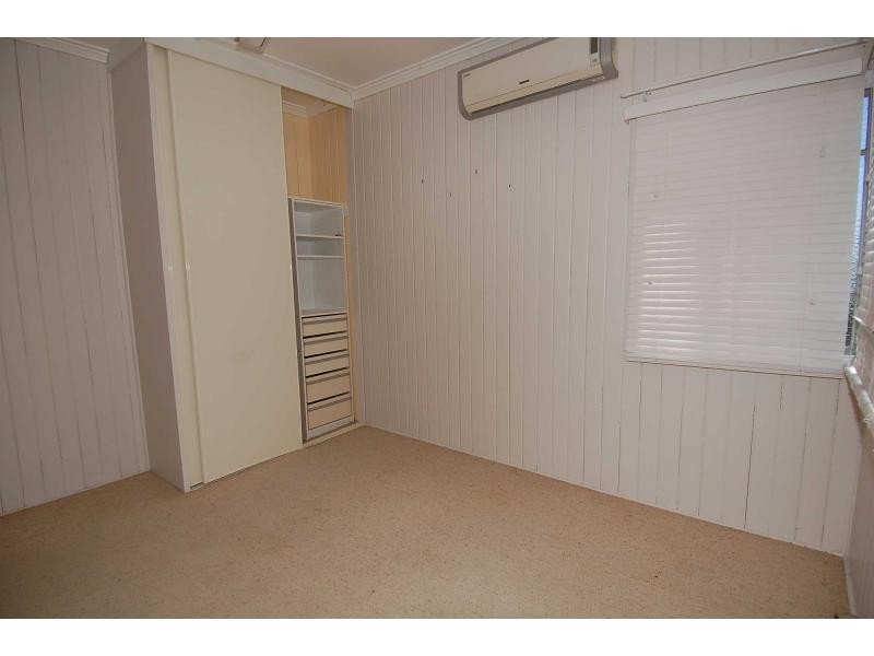 4 Goodwin Street, Currajong QLD 4812