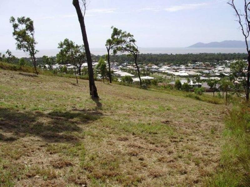 88 Goicoechea Drive, Bushland Beach QLD 4818