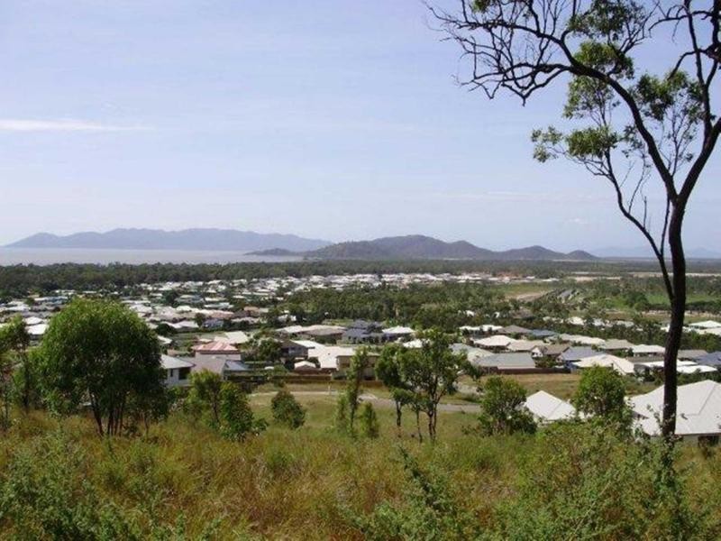 88 Goicoechea Drive, Bushland Beach QLD 4818