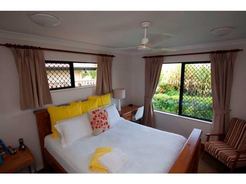 31 Woodwark Drive, Bushland Beach QLD 4818