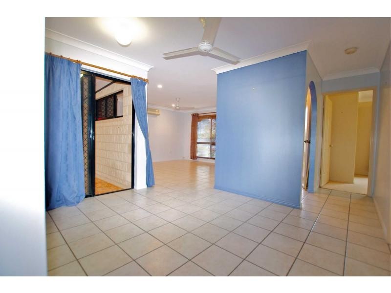 37 Gilmour Crescent, Kirwan QLD 4817